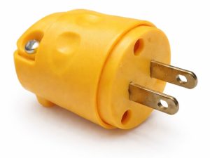 Conector macho industrial reforzado, color negro, clavijas tipo NEMA con polo a Espiga eléctrica tip